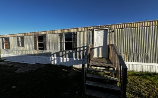 Highland Village – 16851 Jessica Road